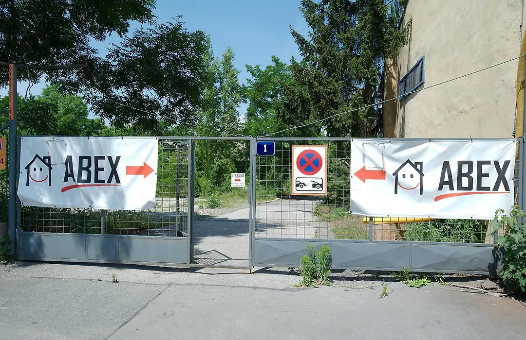 Hostel Abex-1