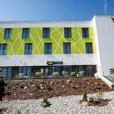 Nad Kralovnou Hotel & Restaurant-3