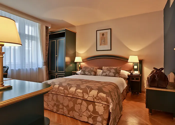 4 star hotel: Elysee Hotel