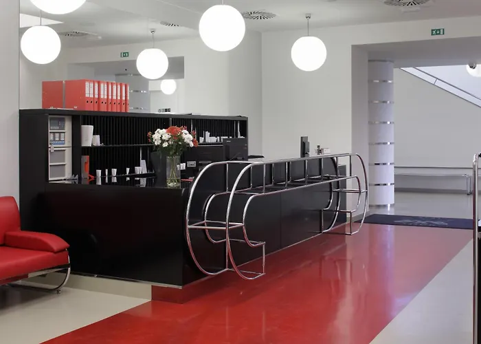 Albergo economico: Axa Hotel