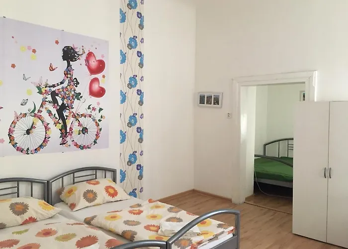 Guest house: Pension Tara